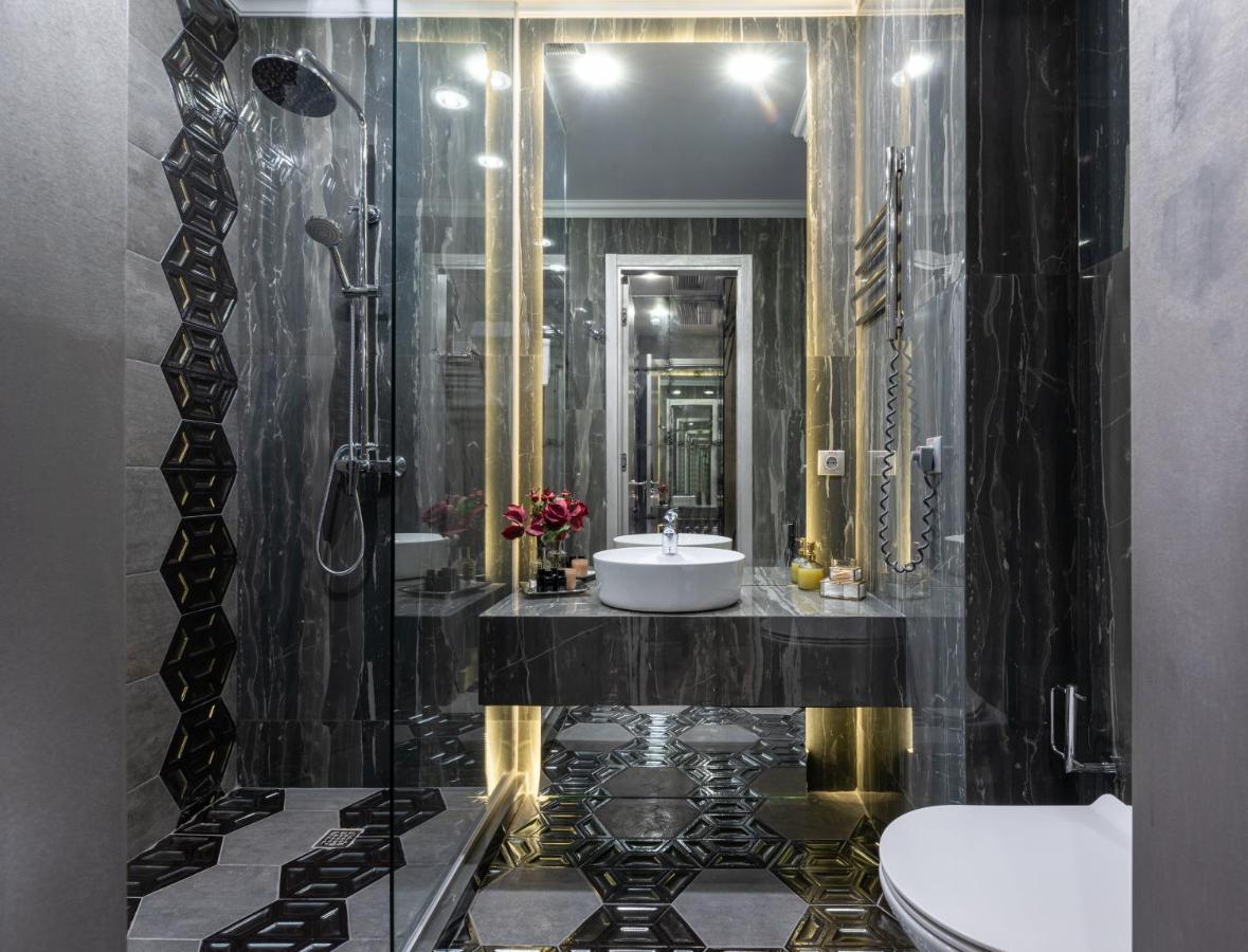 Mr Grey Boutique Hotel Odesa Exterior foto